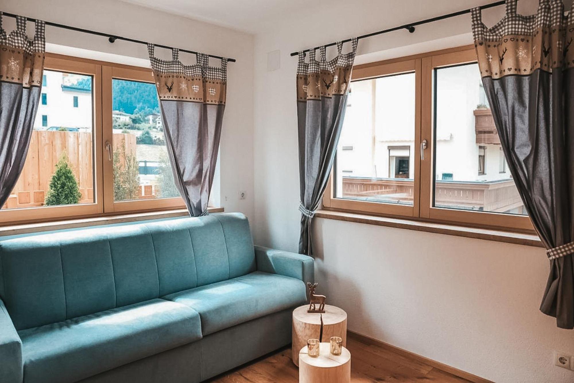 Veronikas Relax & Family Suite - Sun Terrace And Car Park By Alpenluxus Appartements フューゲン エクステリア 写真